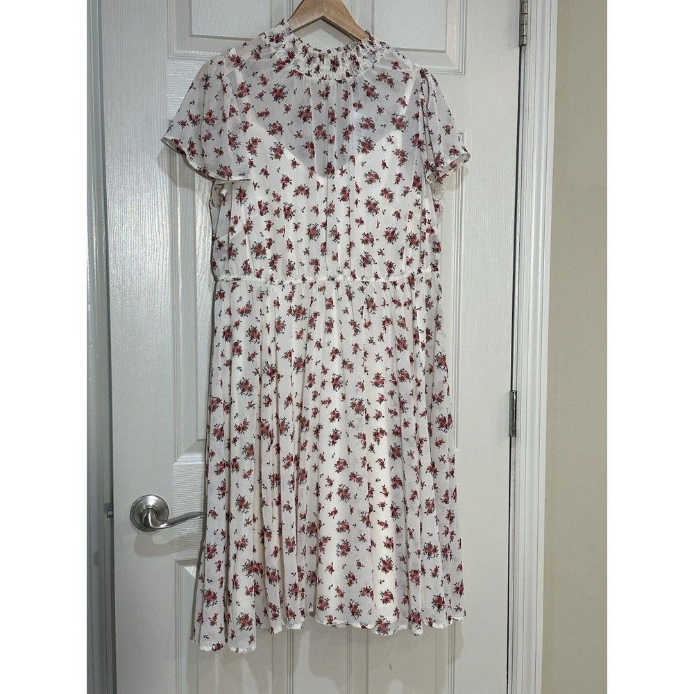 Torrid Plus Size 1, 1X, 14-16 Nwt Mini Floralโ Chiffon Dress
